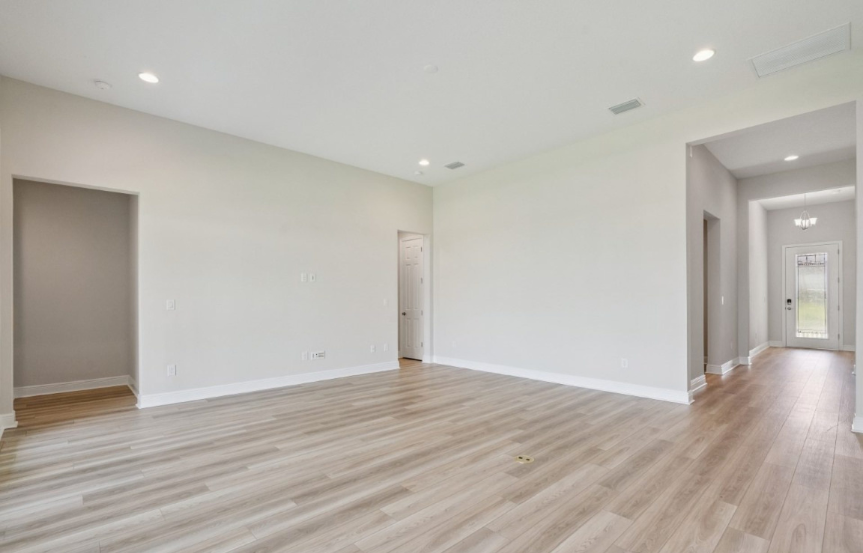 HBWB 5286 Living Room