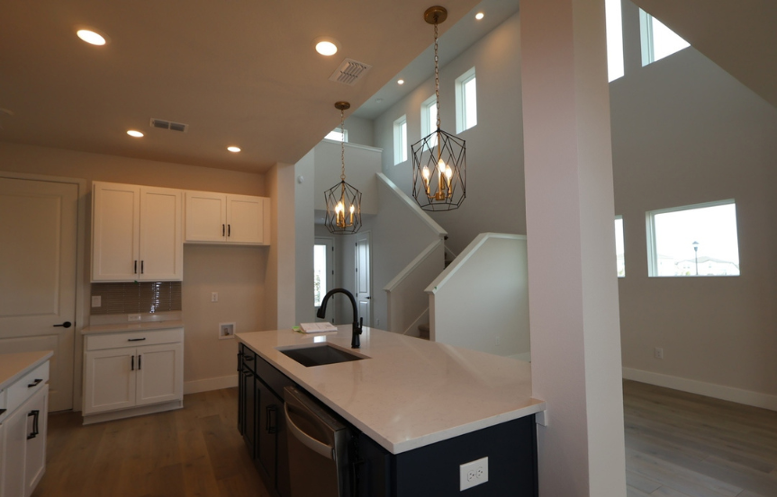 DW 5129 Zander Kitchen