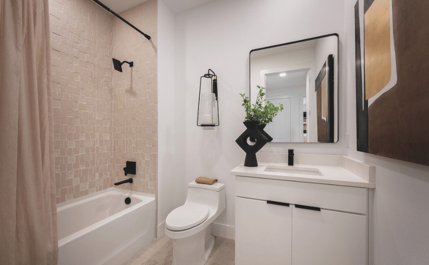Regency at Waterset - Tern  Tern BathRoom .jpg
