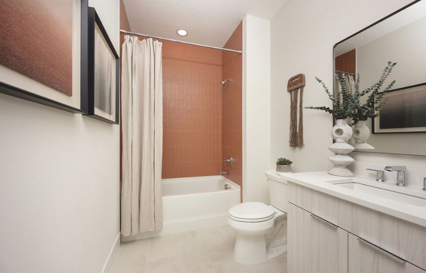 Vine Razorbill bathroom.jpg