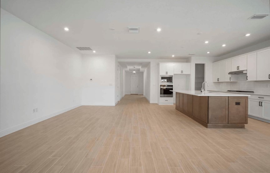 6212 Broad Field Ave Greatroom Kitchen