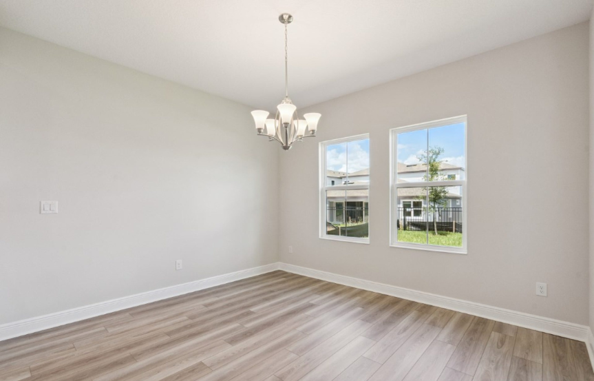 HBWB 5286 Dining Room (1)