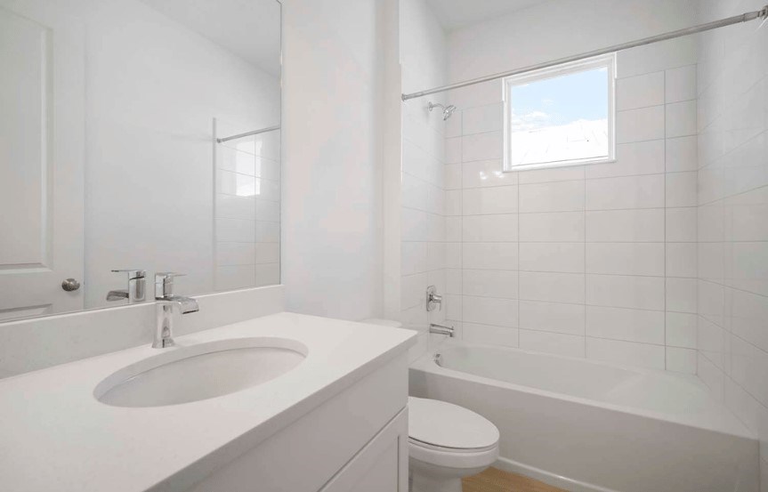 6212 Broad Field Ave Bathroom