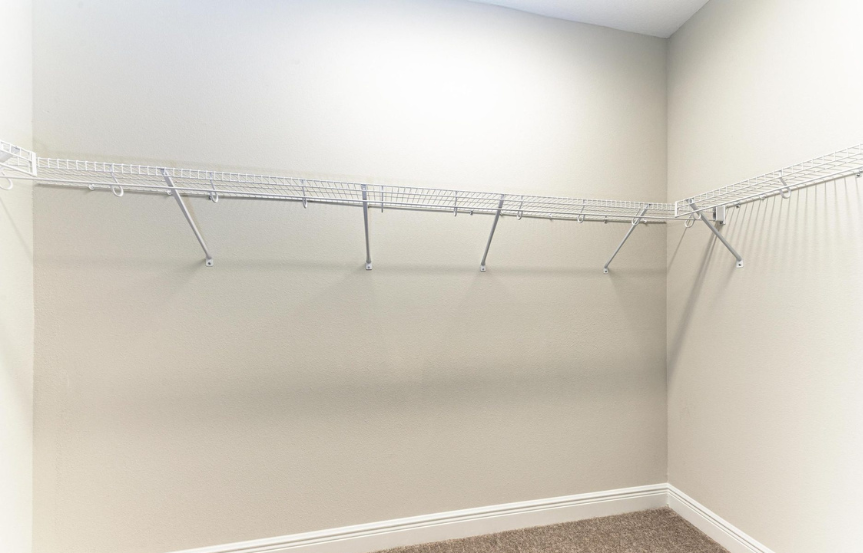 HBWB 6139 Bedroom (1)