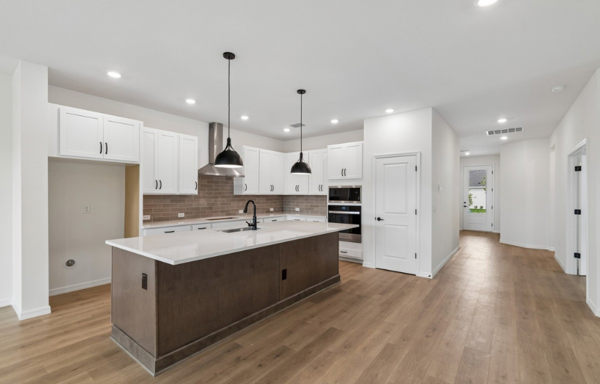 5113 DW Sanborn Kitchen