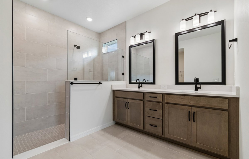5113 DW Sanborn Bathroom