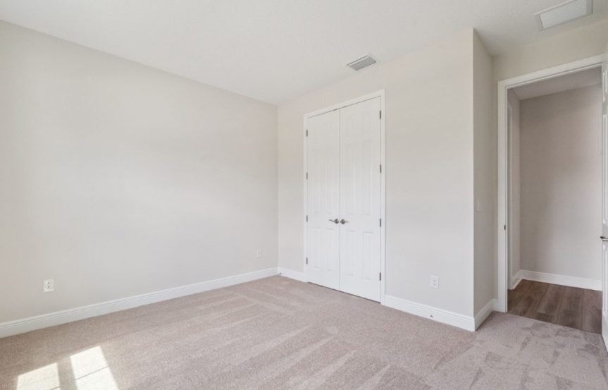 HBWB 5286 Bedroom (1)